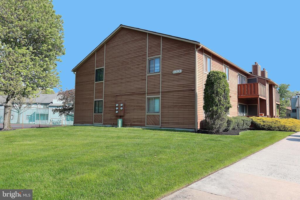 803 HARRIER ROW