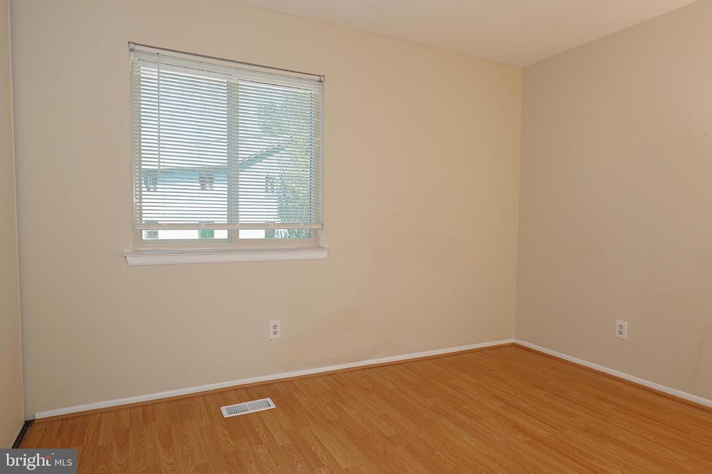 803 HARRIER ROW