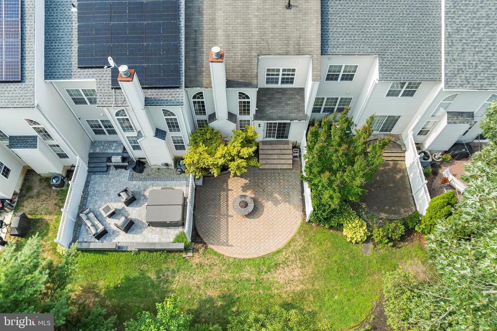 24 WINCHESTER COURT