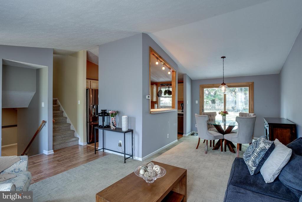 24 Kingsley Ave