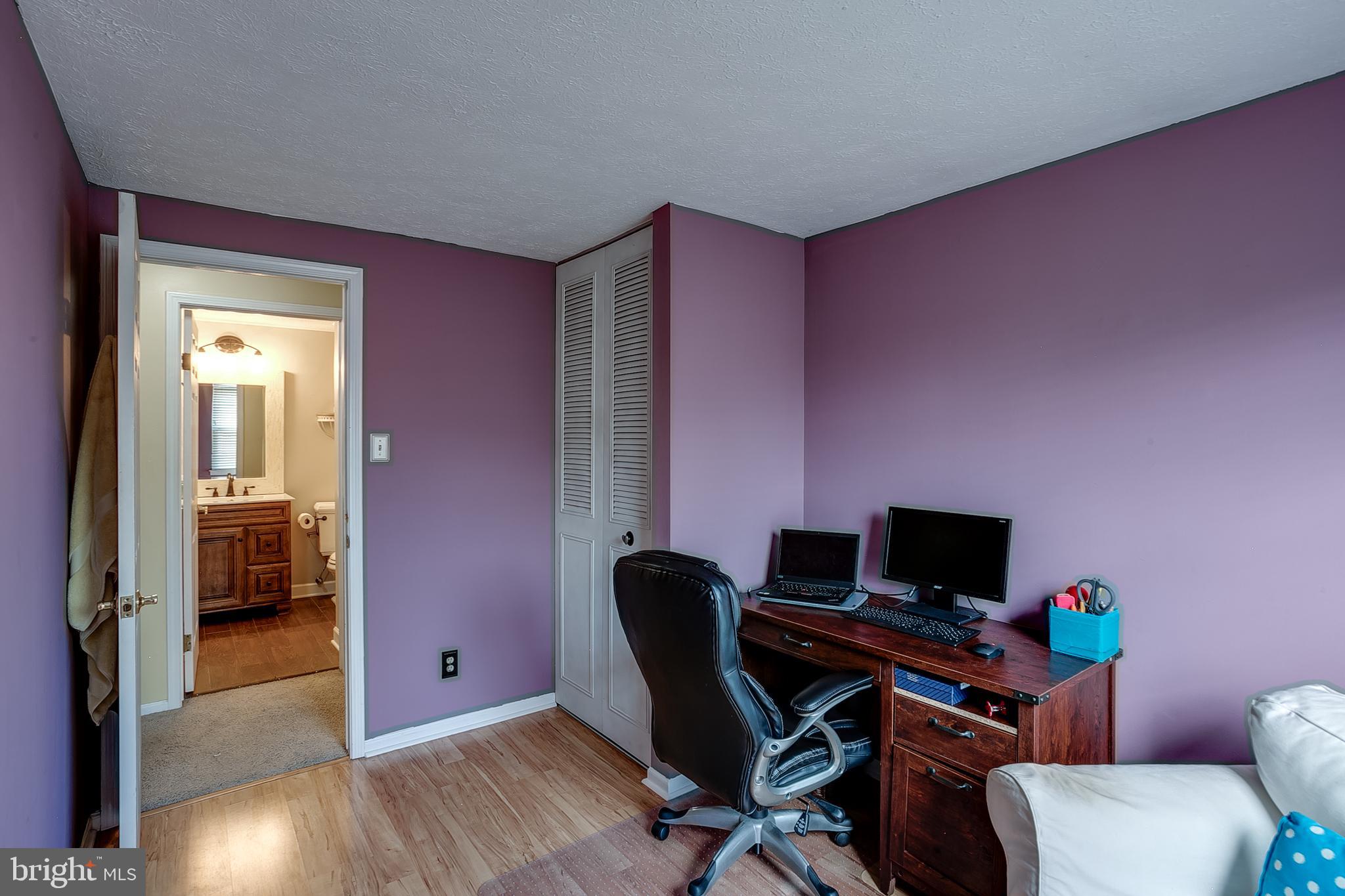 24 Kingsley Ave