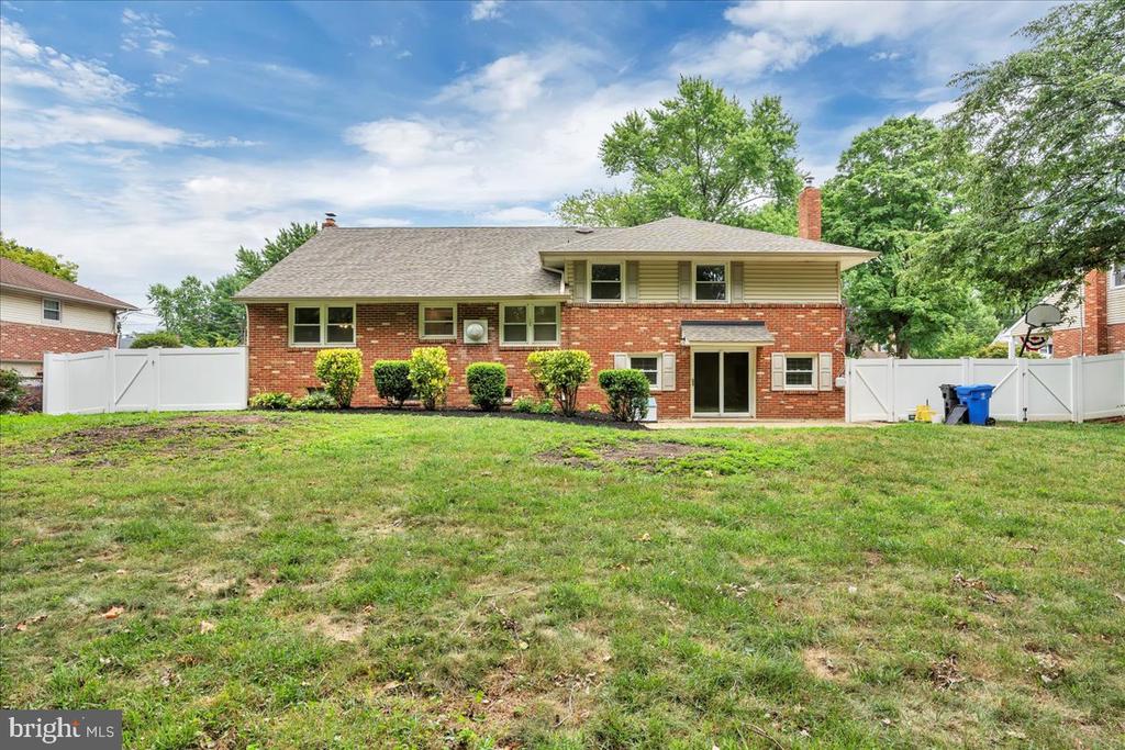 301 DEVON ROAD