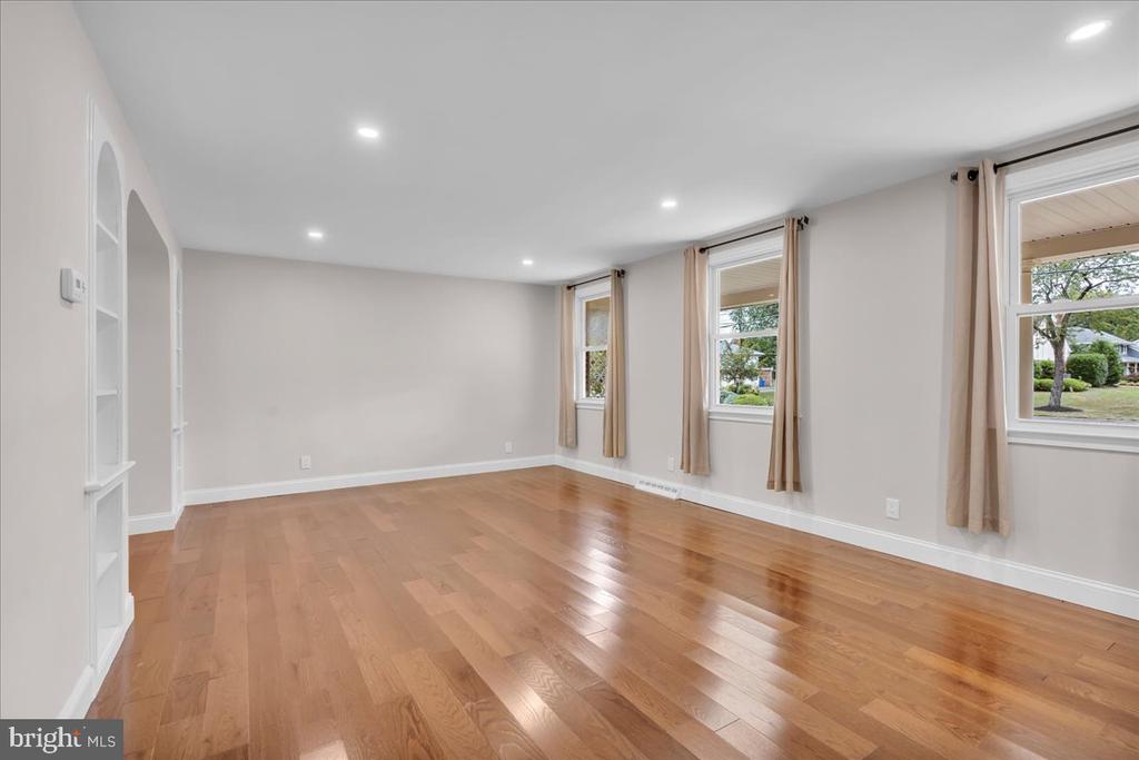 301 DEVON ROAD