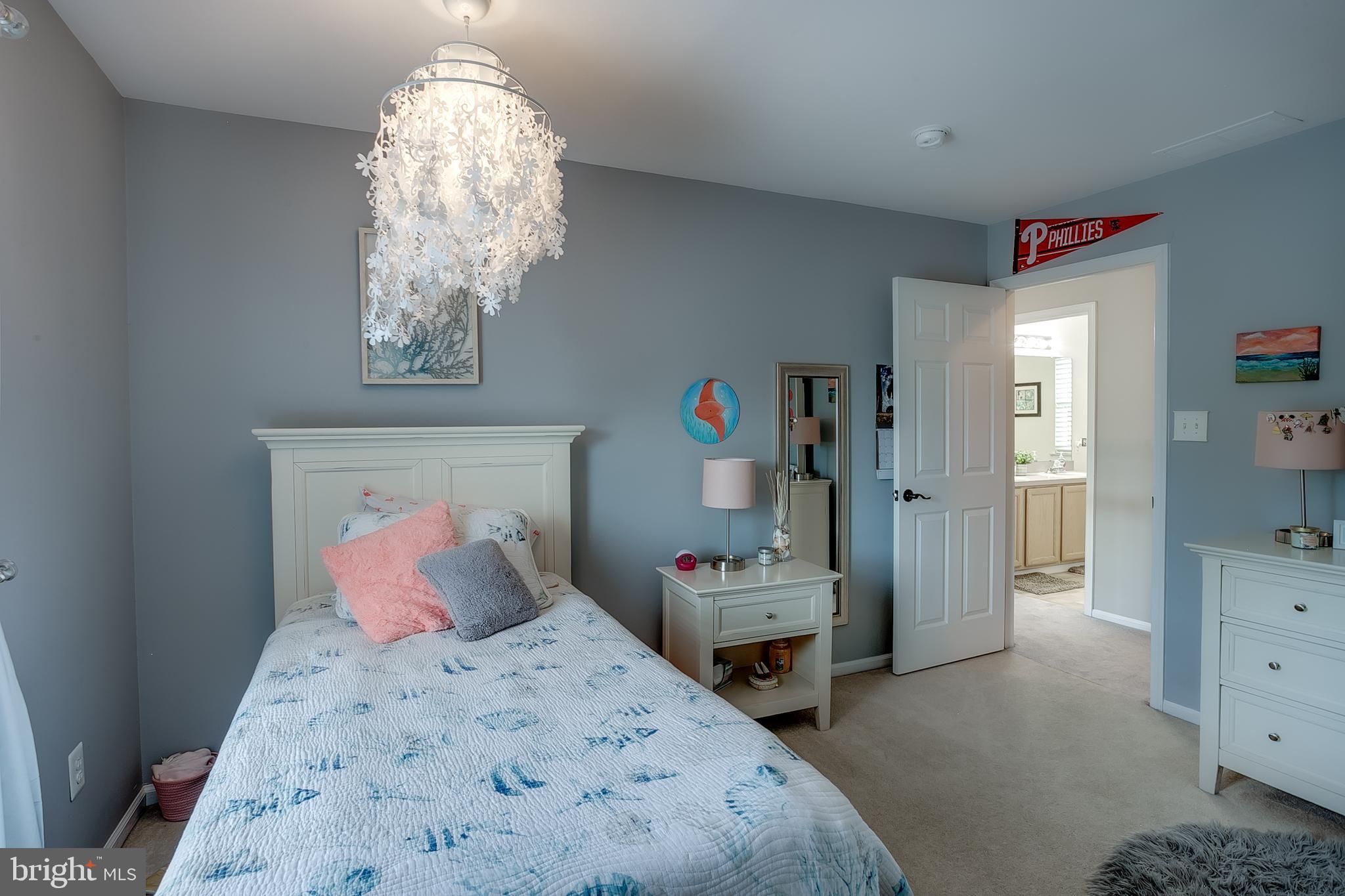 19 Annapolis Dr