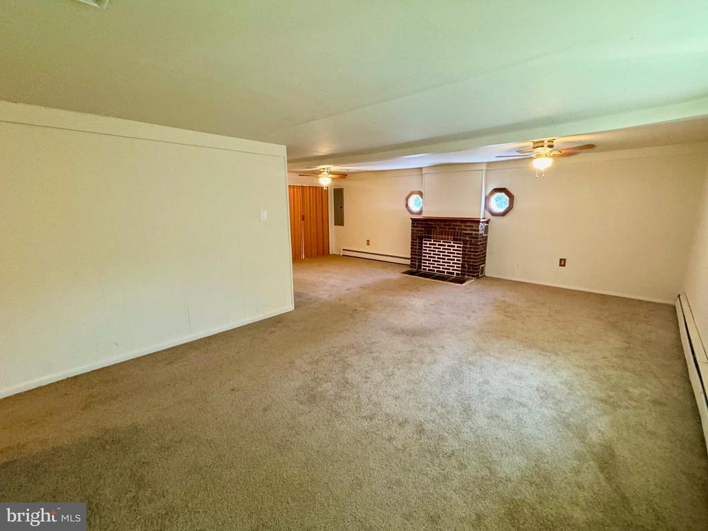 313 ALGONQUIN TRAIL