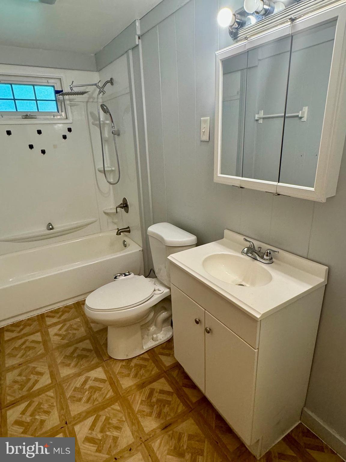 313 ALGONQUIN TRAIL