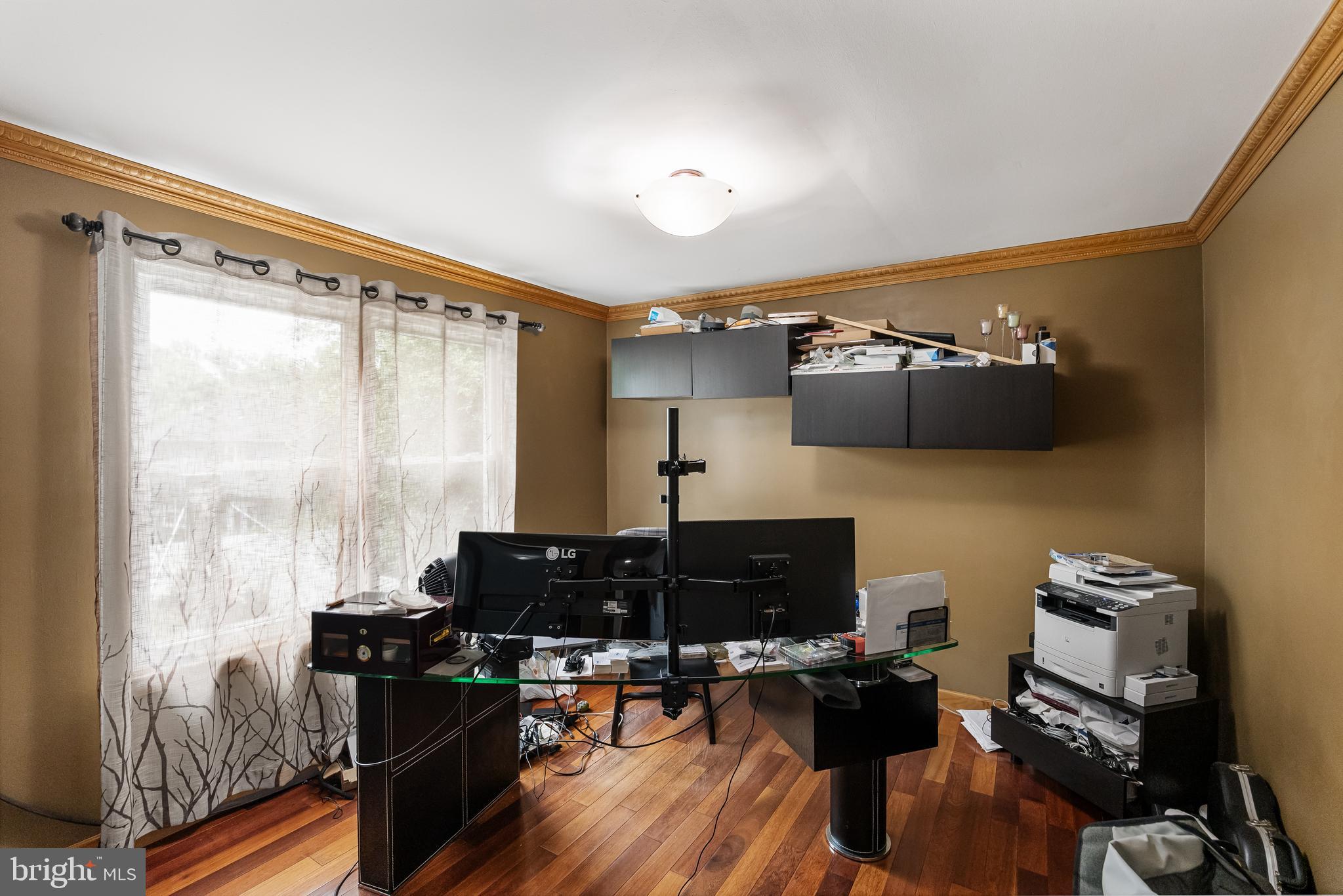25 Coventry Circle W