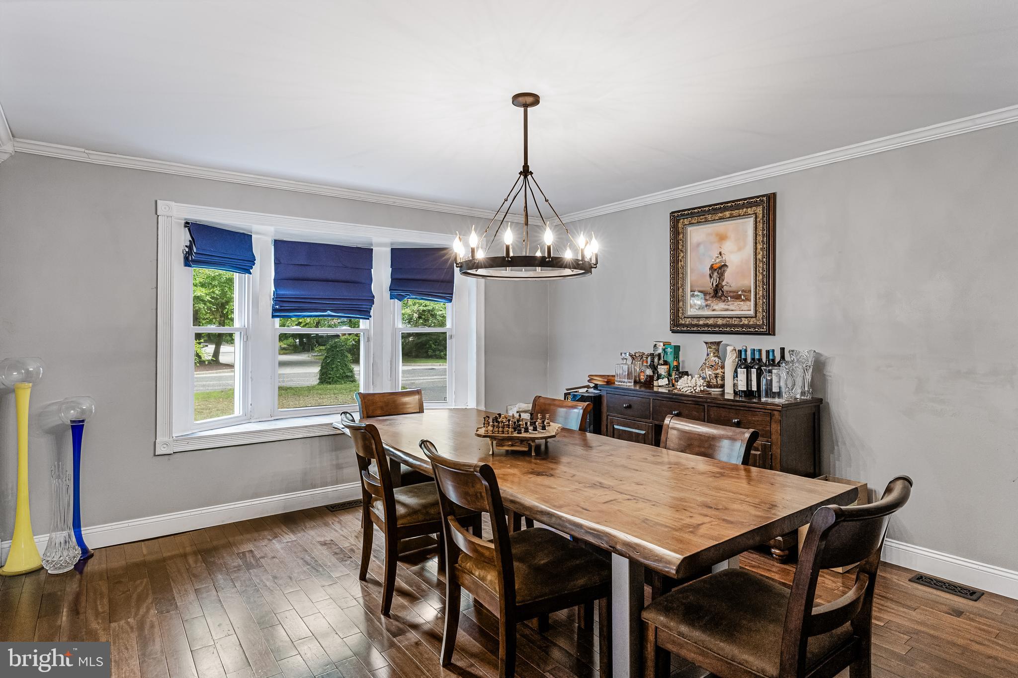 25 Coventry Circle W