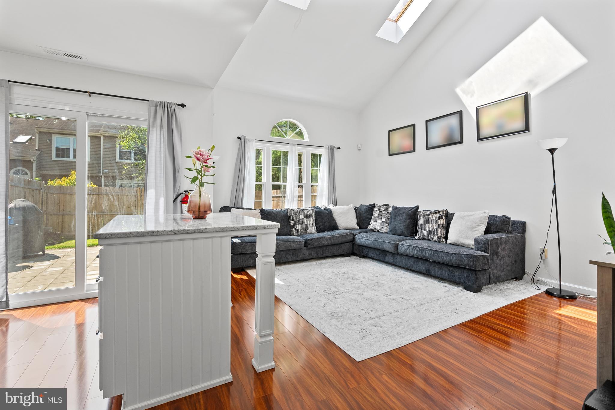 51 Knighton la