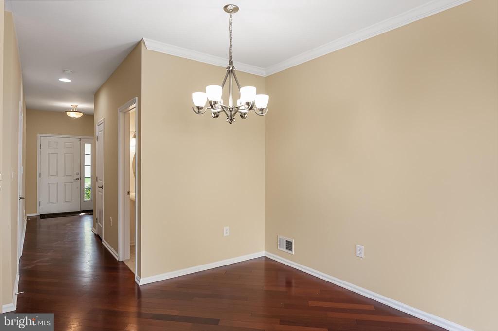204 HELEN DRIVE