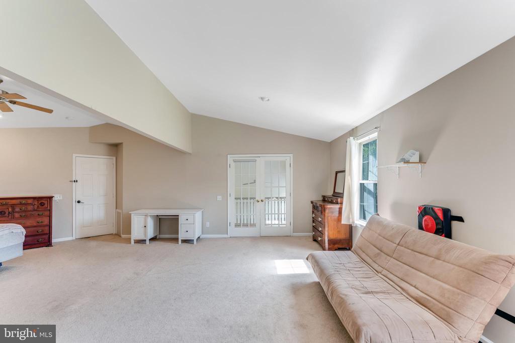 180 PREAKNESS DRIVE