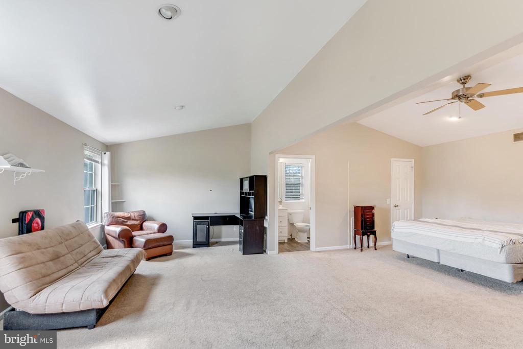 180 PREAKNESS DRIVE