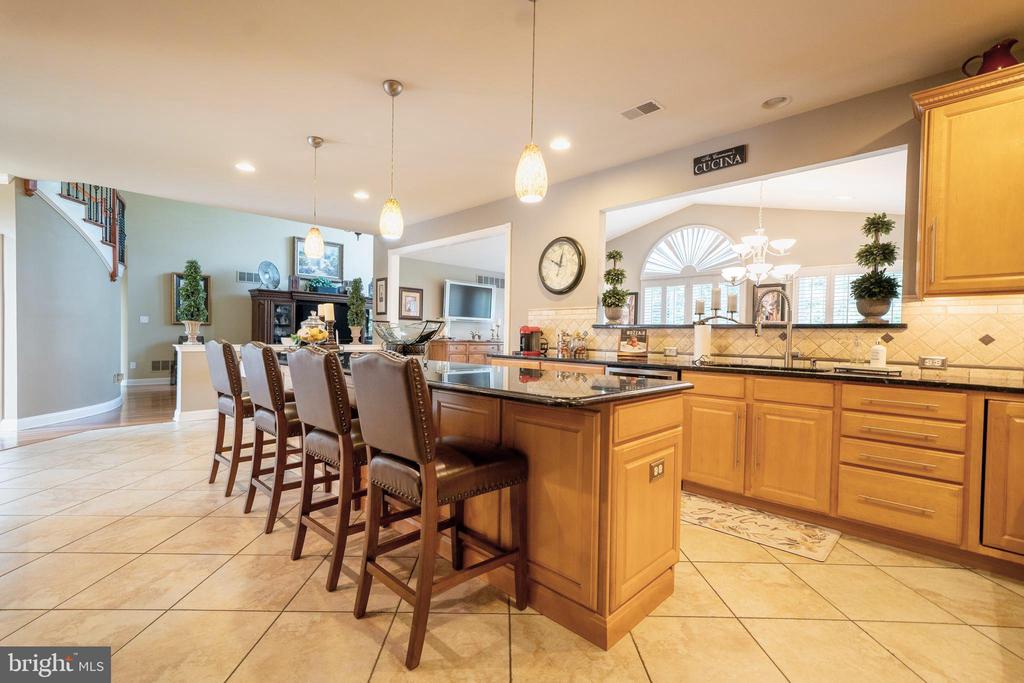 5 FOXTAIL COURT