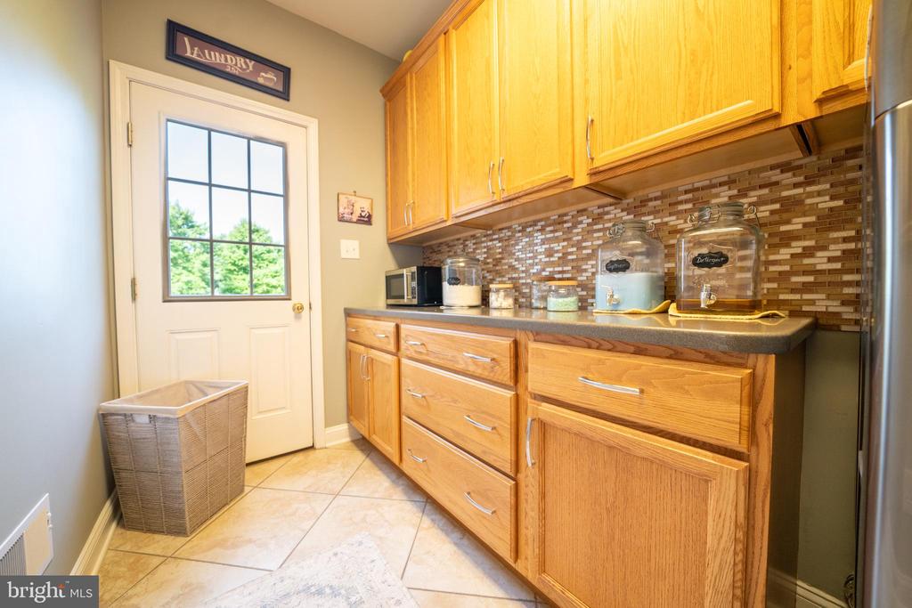 5 FOXTAIL COURT