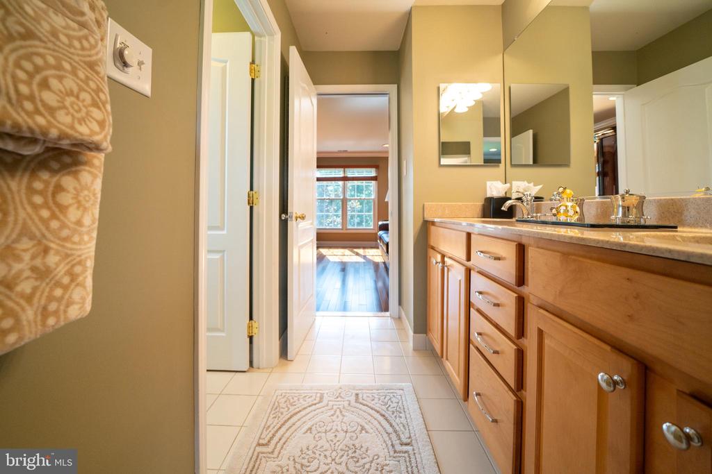 5 FOXTAIL COURT