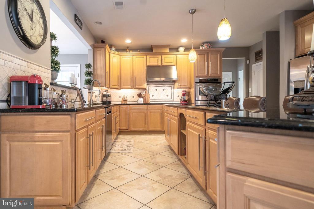 5 FOXTAIL COURT