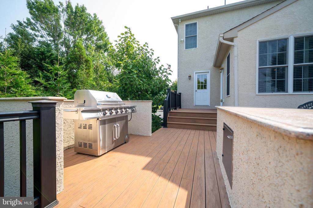 5 FOXTAIL COURT
