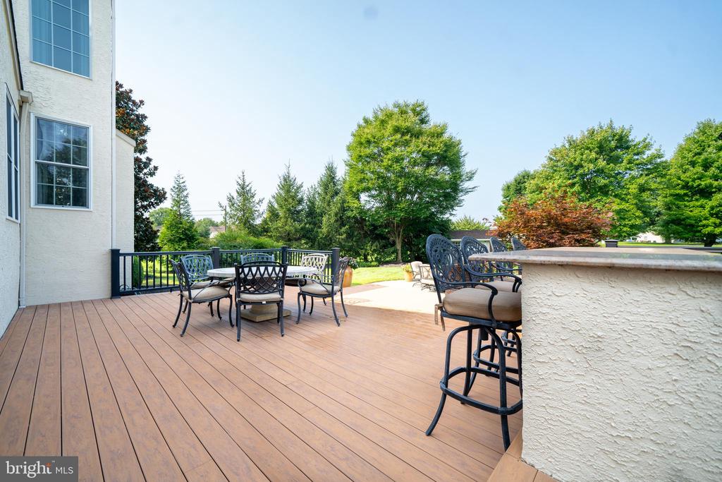 5 FOXTAIL COURT