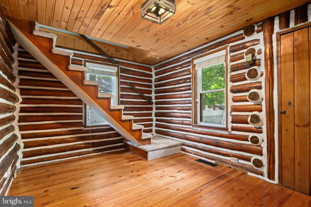 16 EVERGREEN ROAD