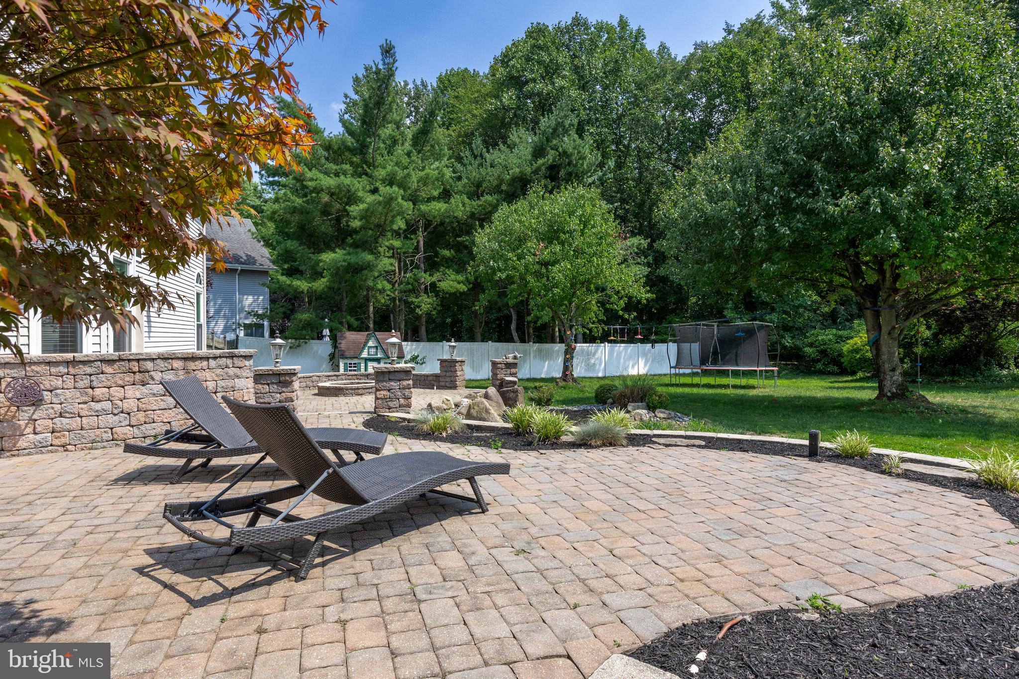 75 Michaelson Dr
