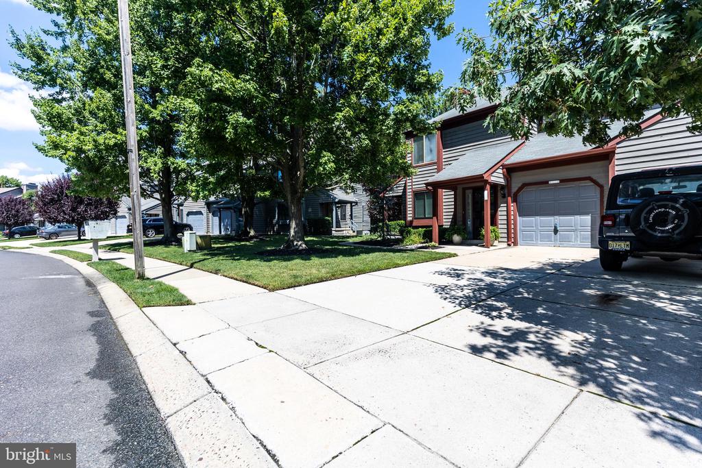 3102 CHADBURY ROAD