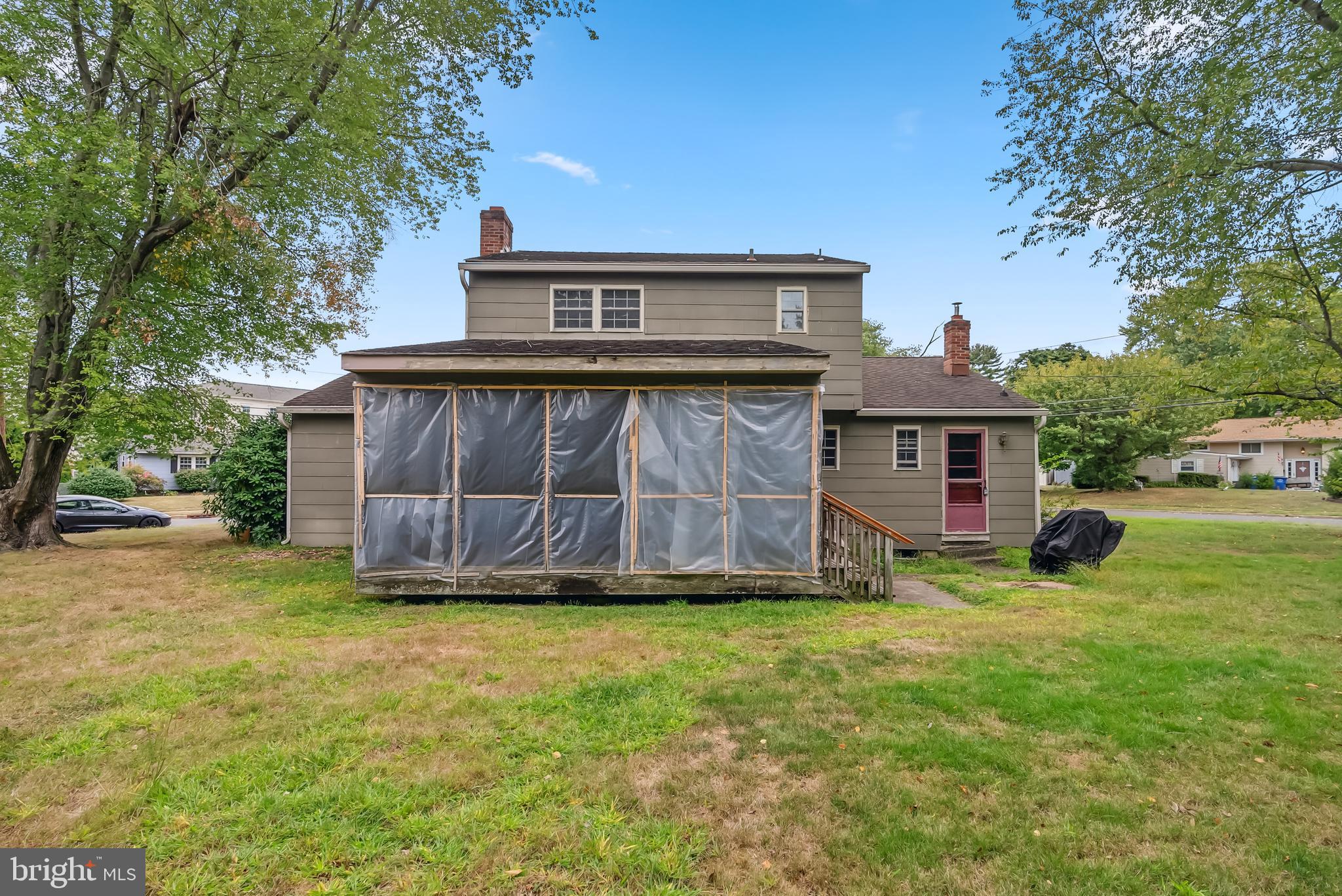 43 Oak Ave