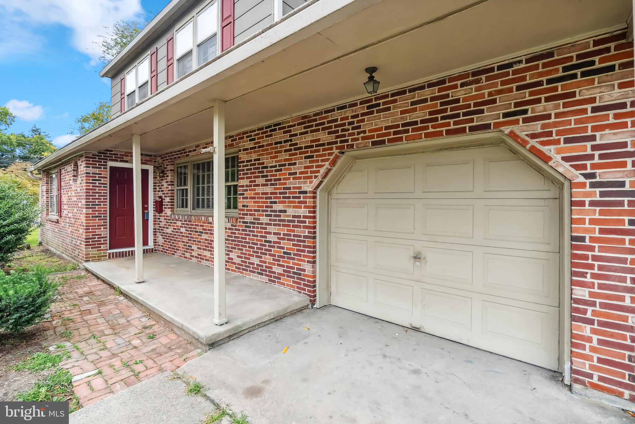 43 Oak Ave