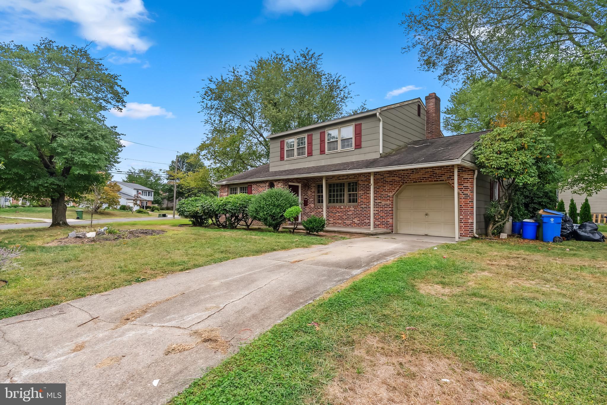 43 Oak Ave