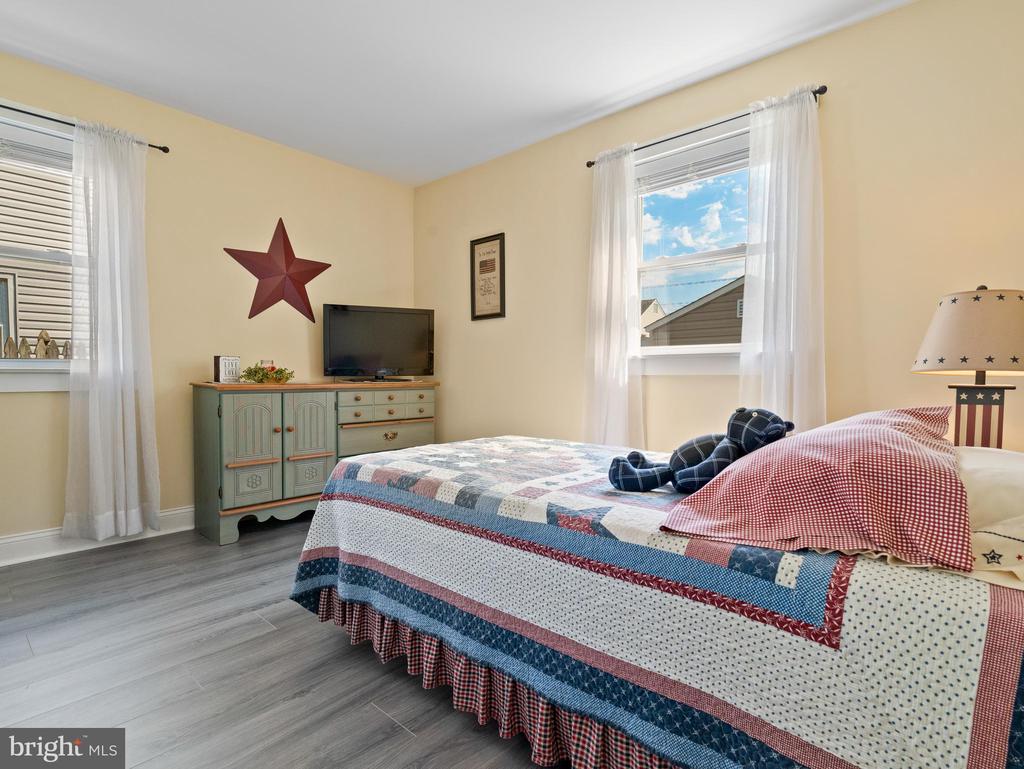 11 GAINOR AVENUE
