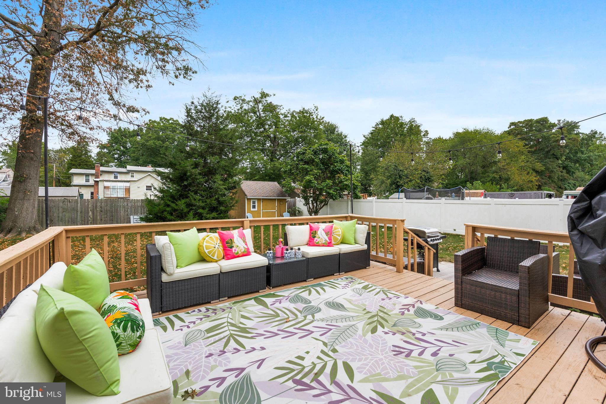 327 Elm Ave