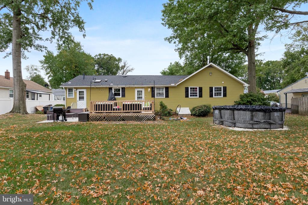 327 Elm Ave