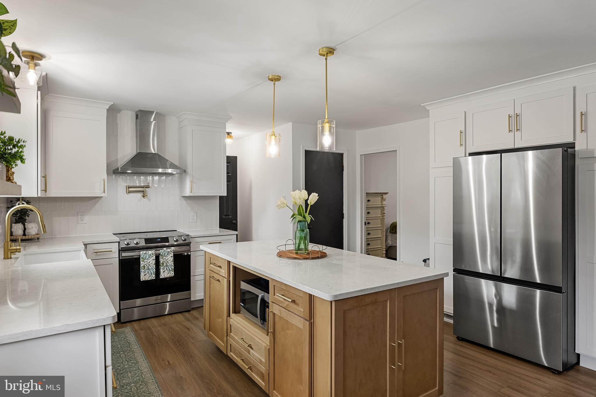 327 Elm Ave