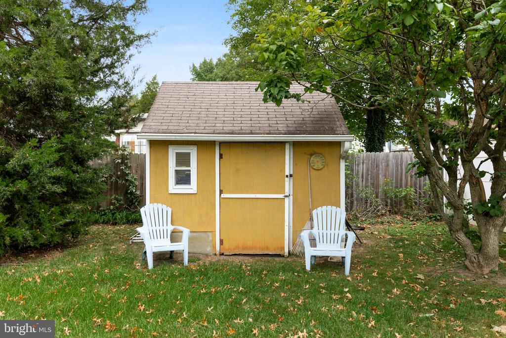 327 Elm Ave
