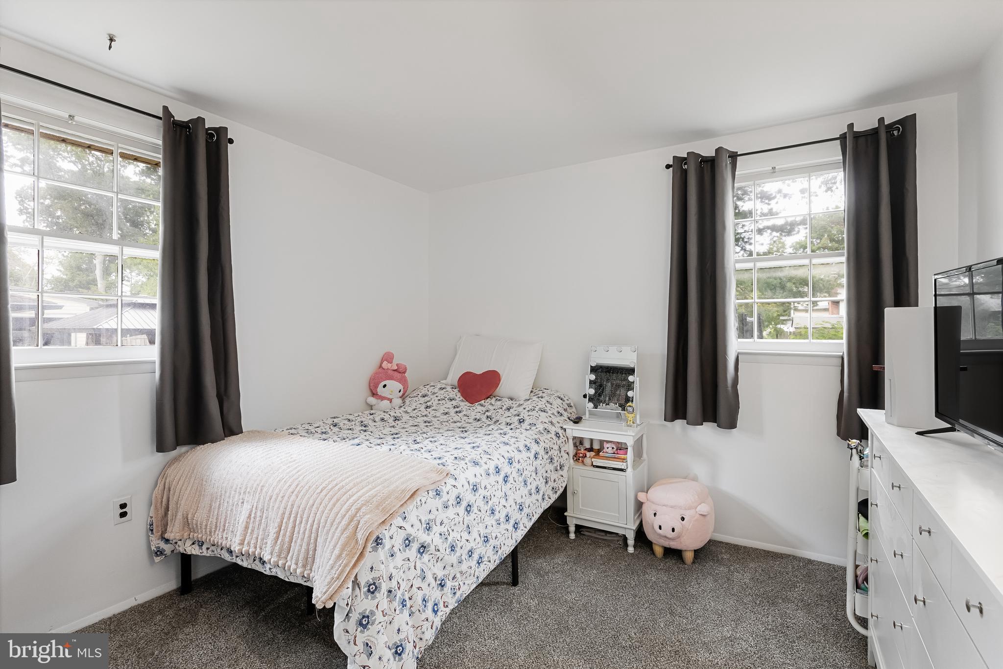 327 Elm Ave