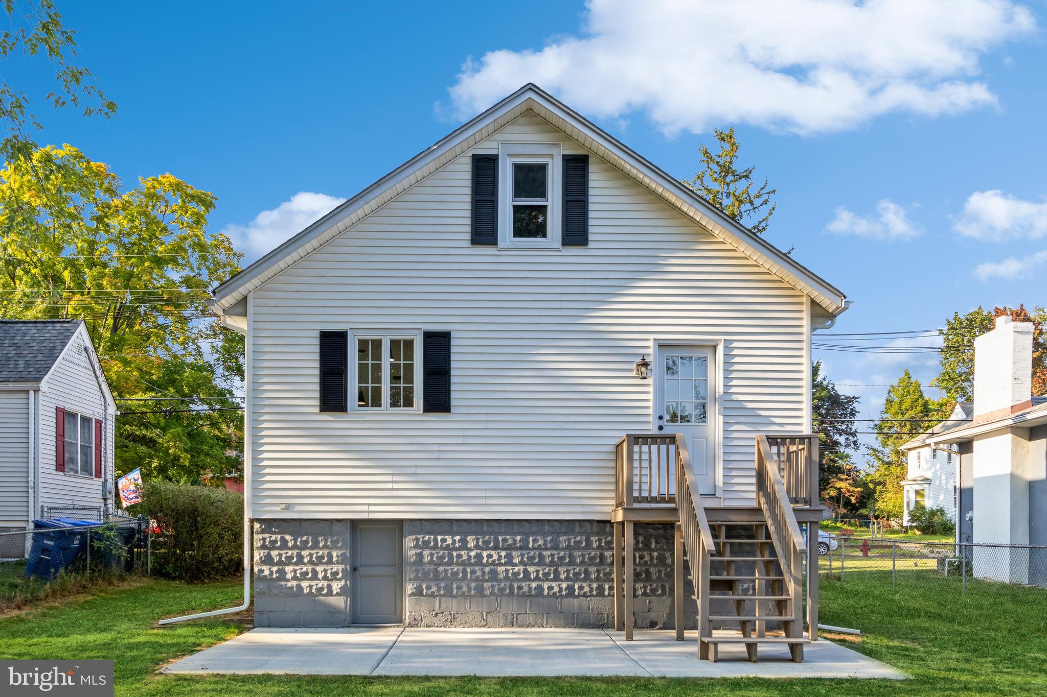 36 E LINWOOD AVENUE