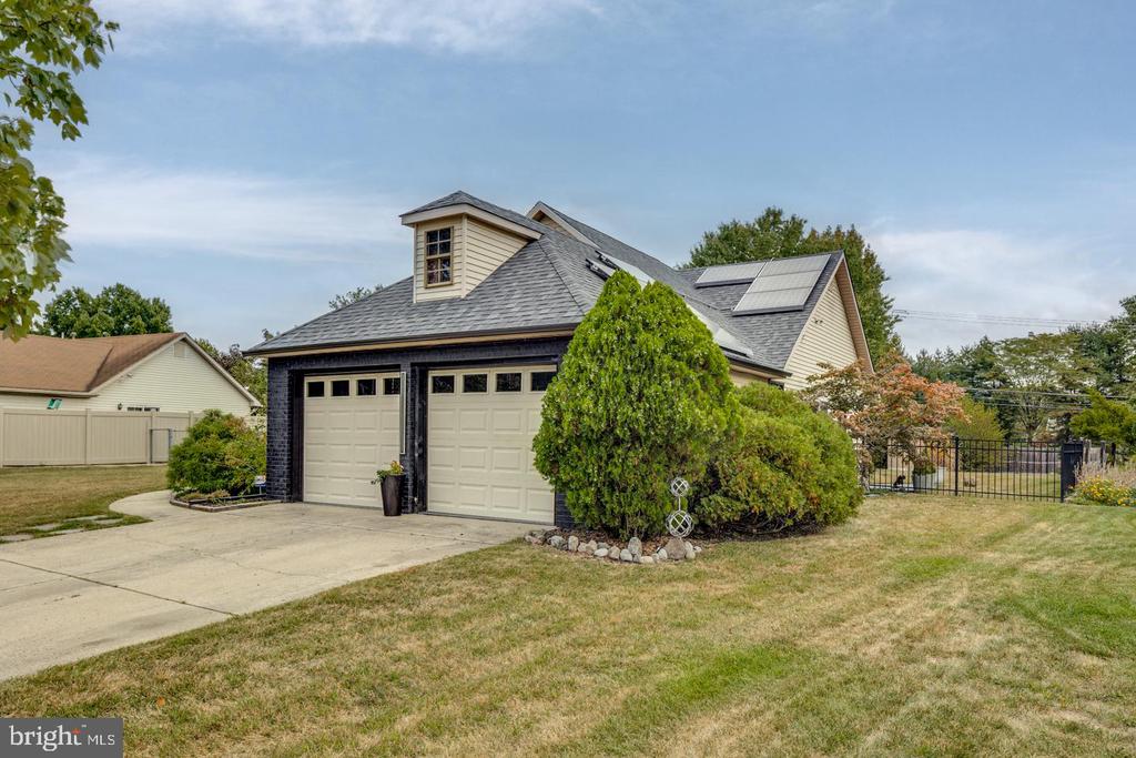 36 BIRCHWOOD DRIVE