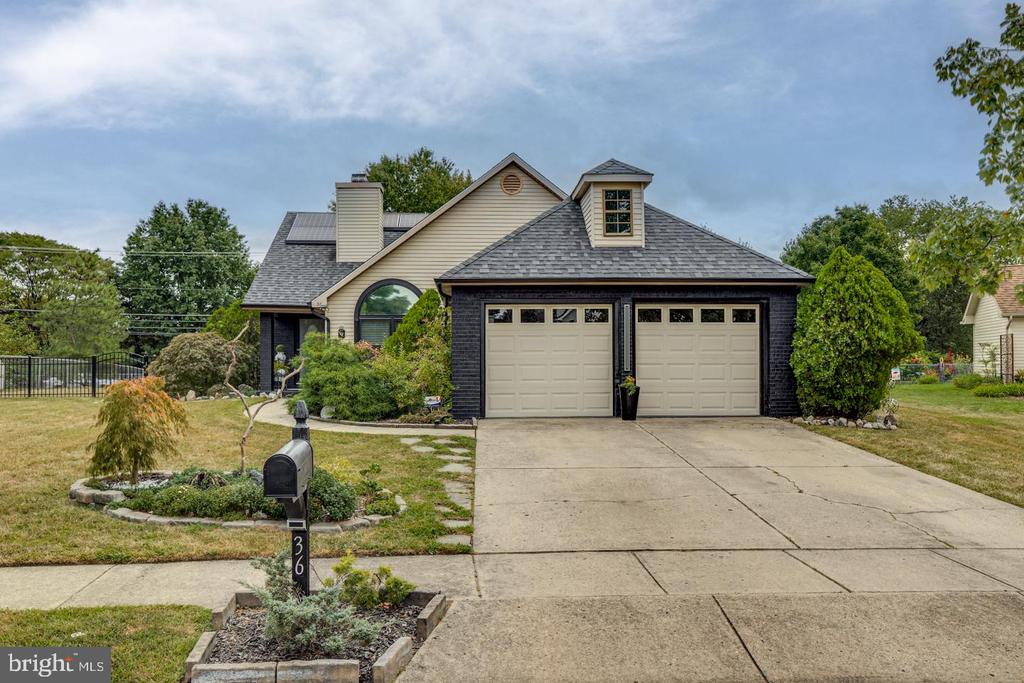 36 BIRCHWOOD DRIVE