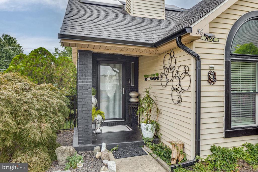 36 BIRCHWOOD DRIVE