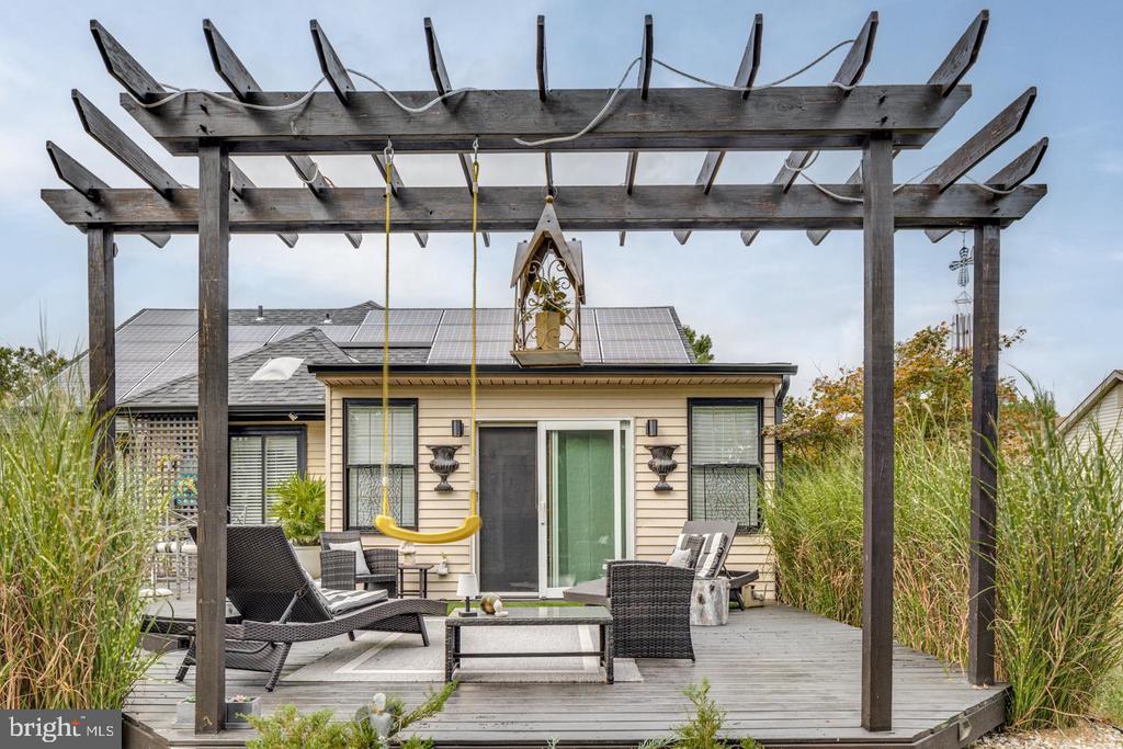 36 BIRCHWOOD DRIVE