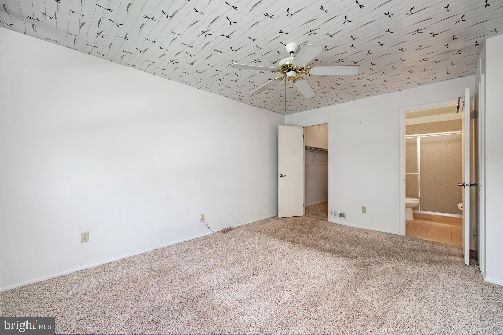 1558 THORNWOOD DRIVE B