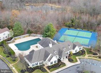 12 MITCHELL COURT