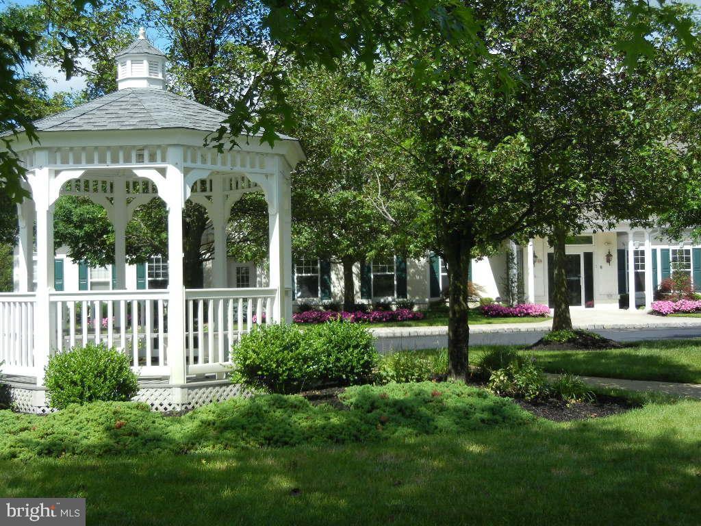 12 MITCHELL COURT