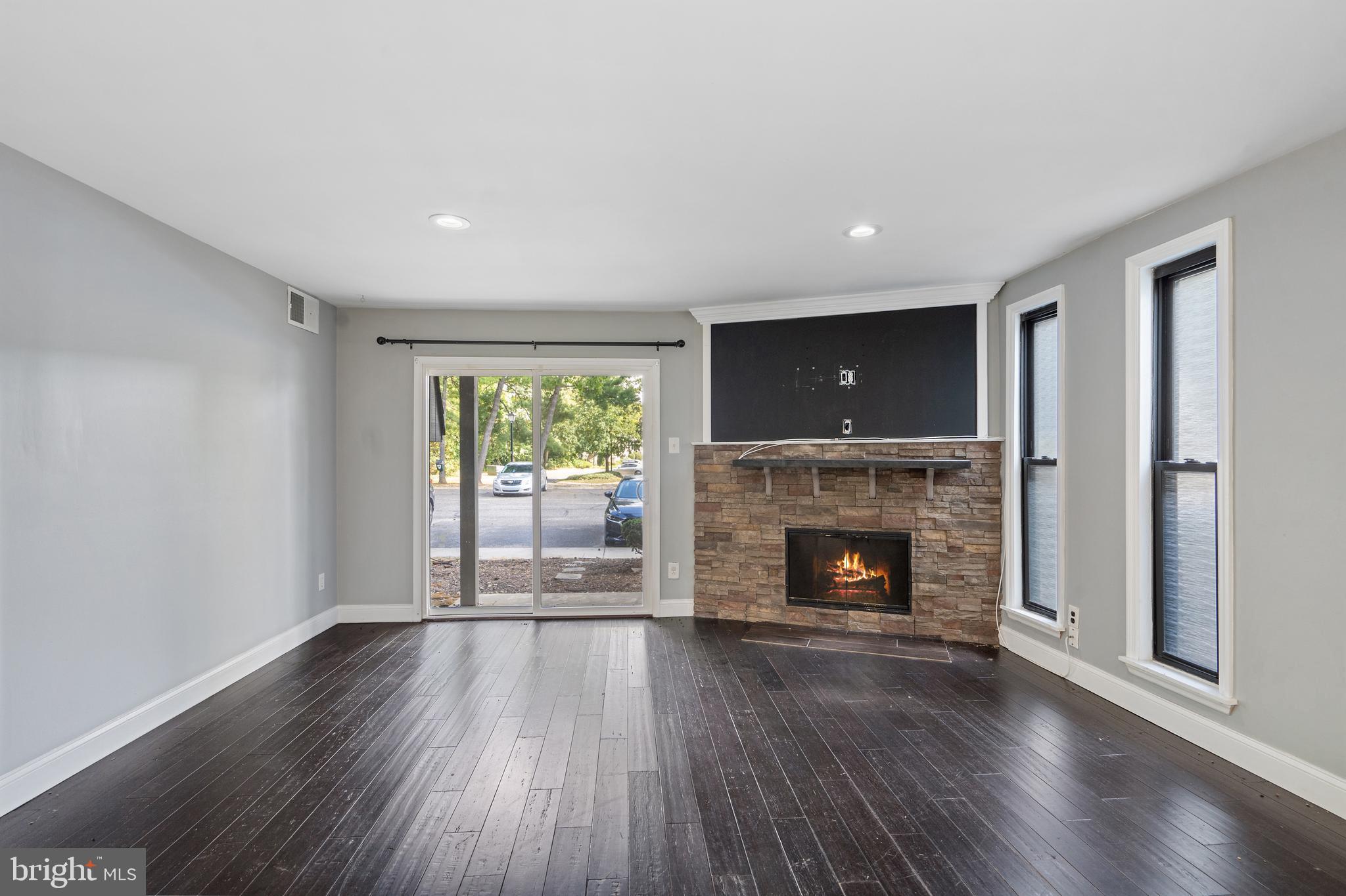 25 S CHURCH ROAD 161