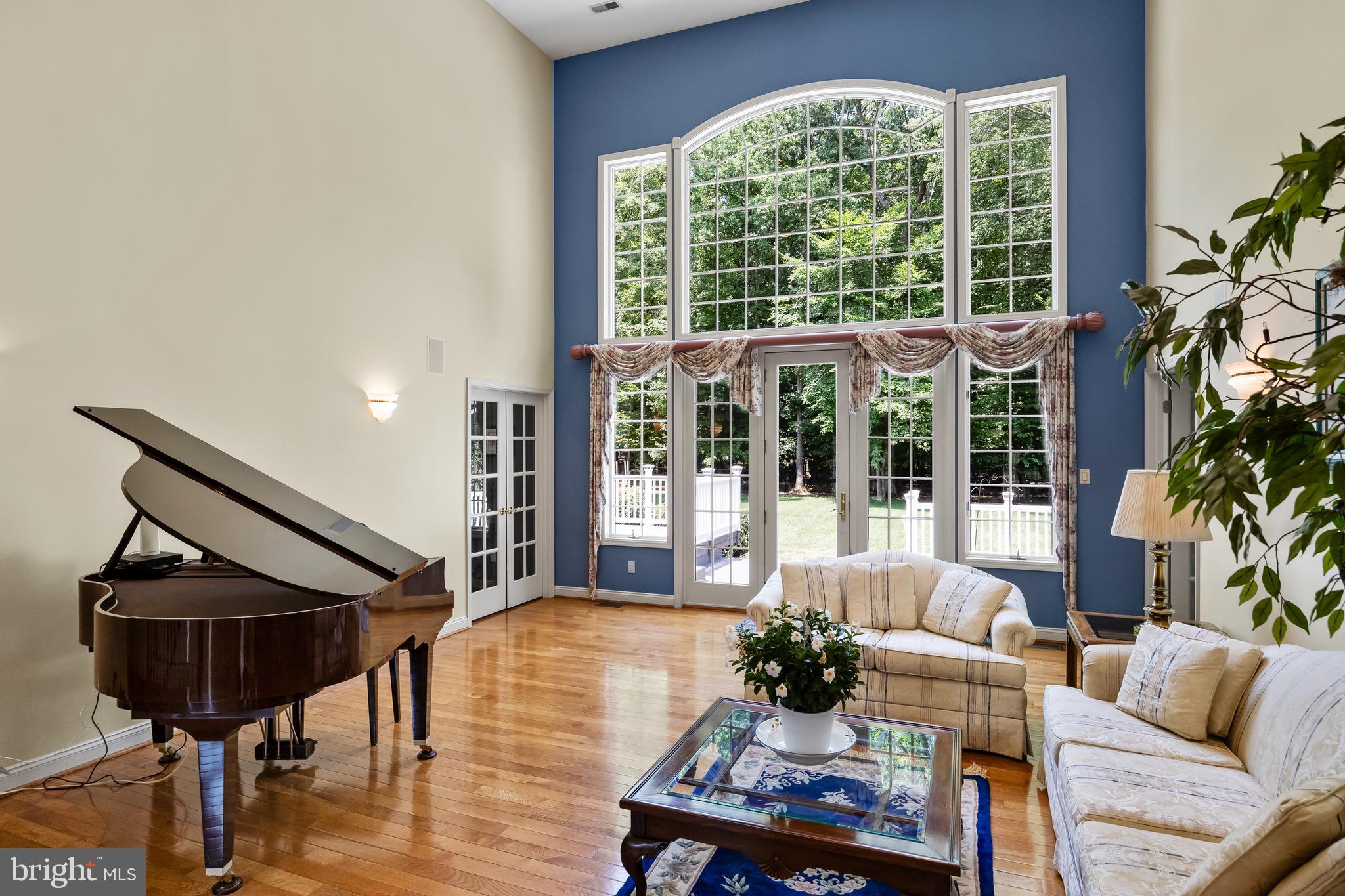 45 Stanwyck Rd