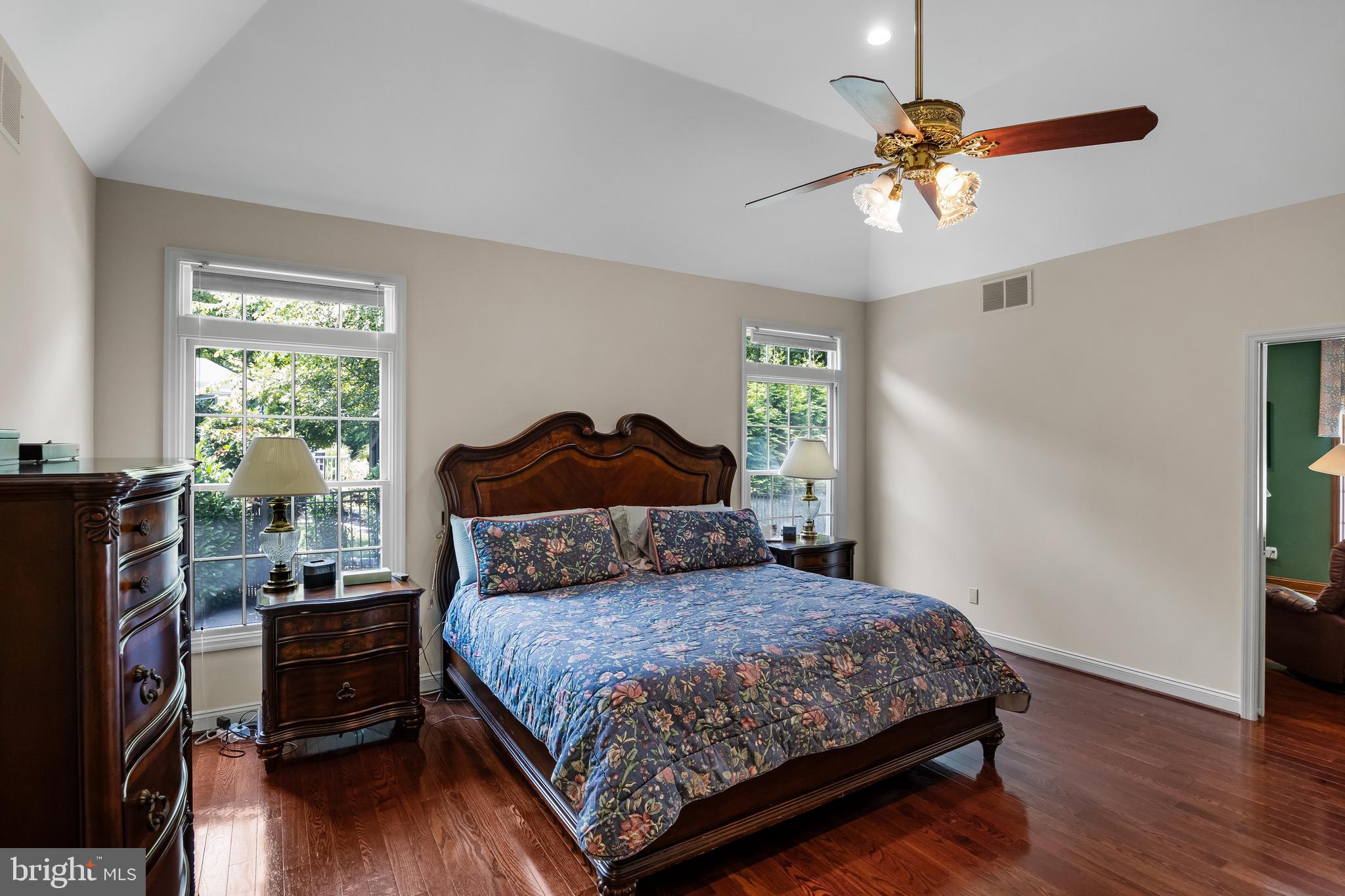 45 Stanwyck Rd