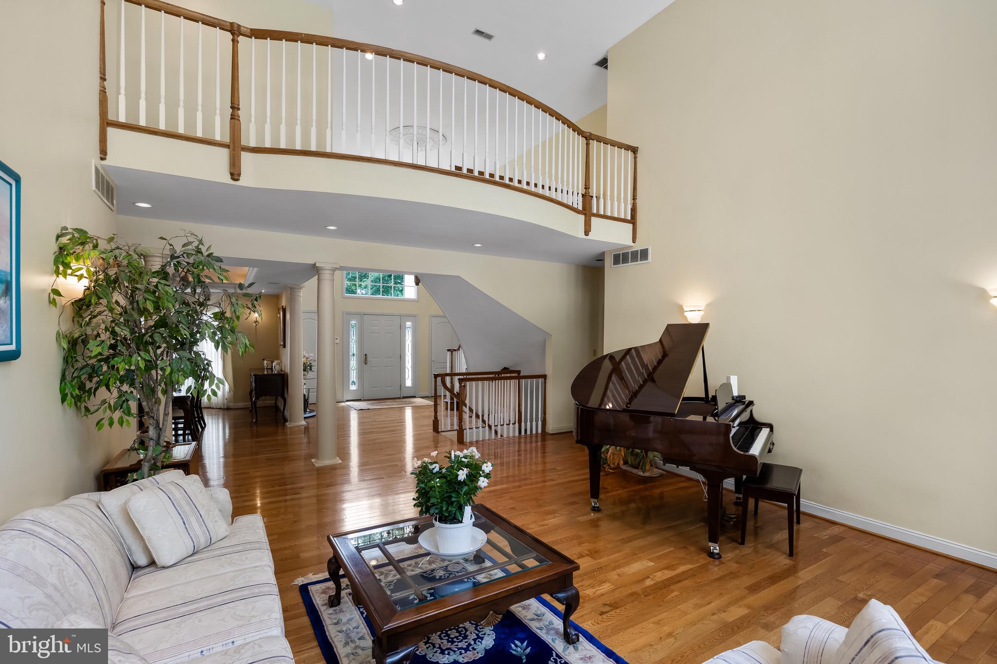 45 Stanwyck Rd