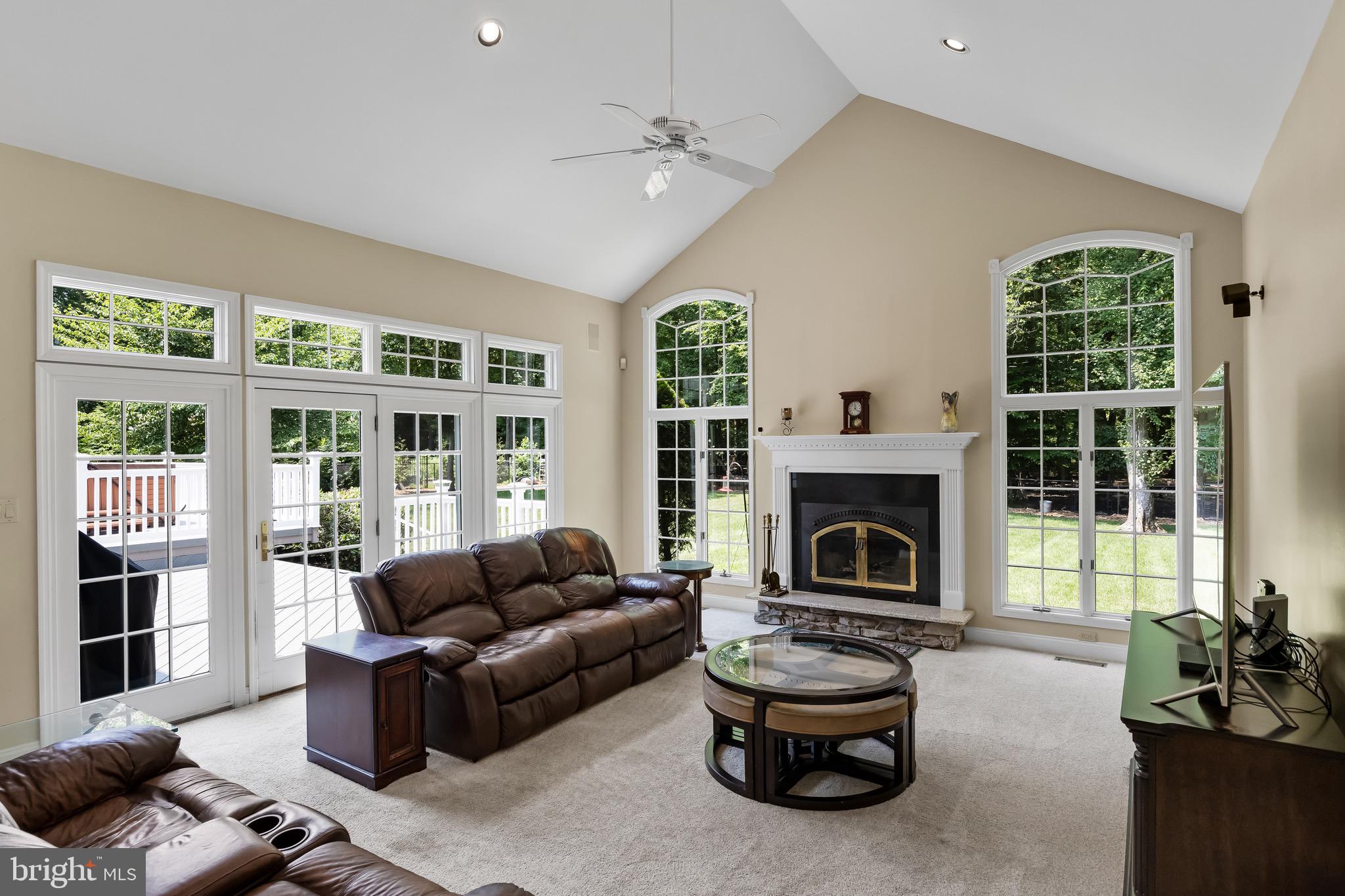 45 Stanwyck Rd