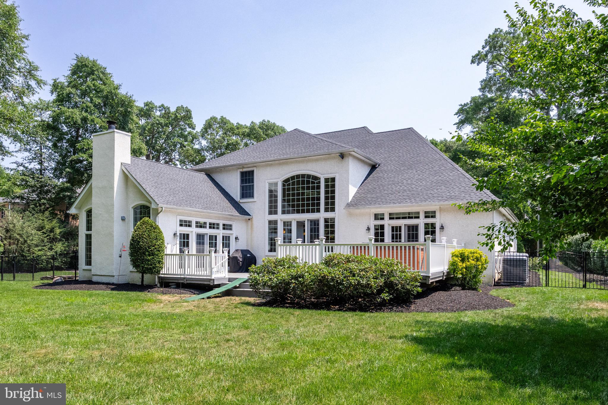 45 Stanwyck Rd
