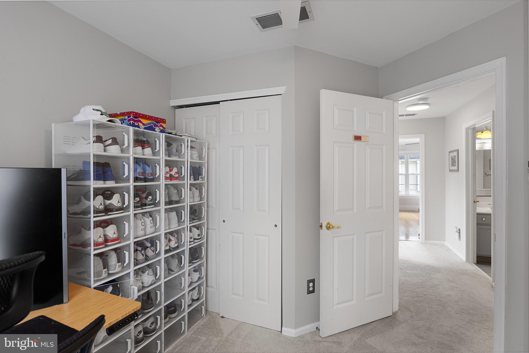 64 Alexandra Ct