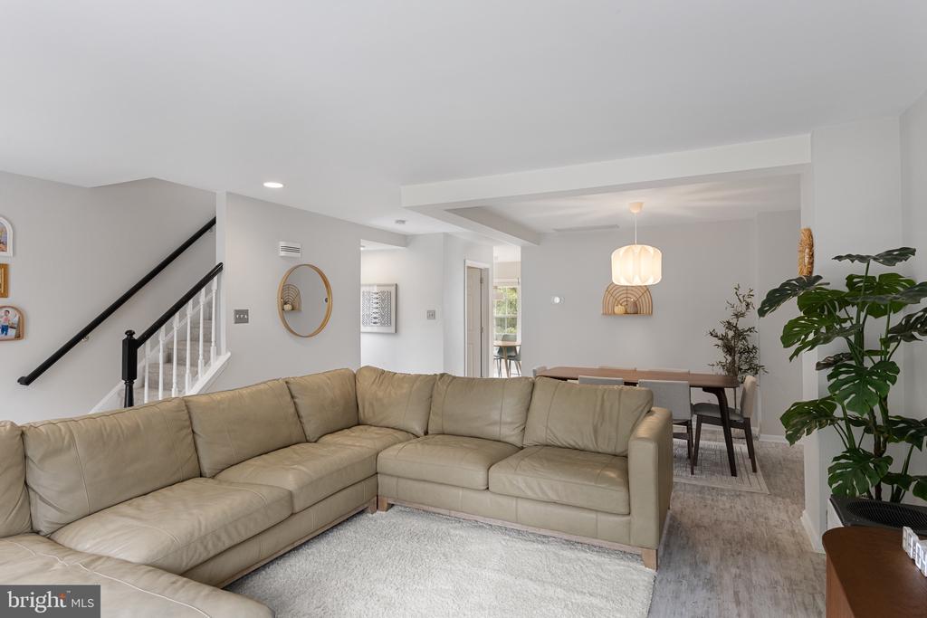 64 Alexandra Ct